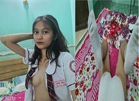 As meninas da escola Tan Truc foram ao motel para se foder